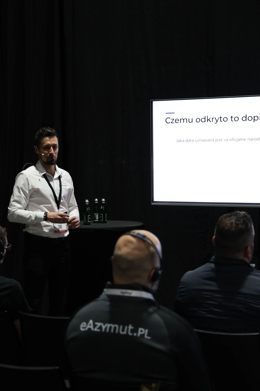 Łukasz Janik podczas udziału w targach e-commerce